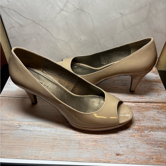 Bandolino Shoes - Bandolino Rainna Beige Heels size 10